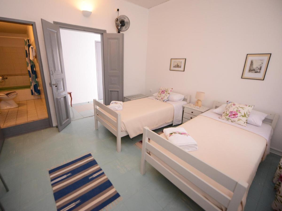 Medieval Inn Rhodes City Room photo